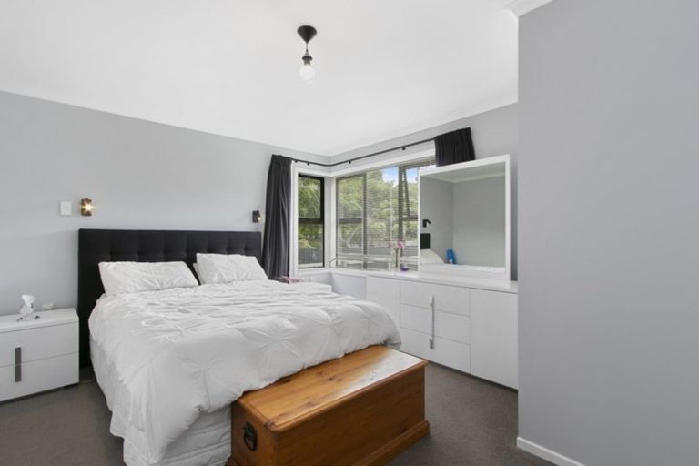 Photo of property in 29 Gibbs Crescent, Wainuiomata, Lower Hutt, 5014