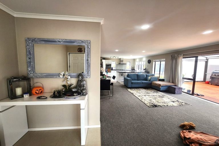Photo of property in 3 Beros Place, Flat Bush, Auckland, 2016