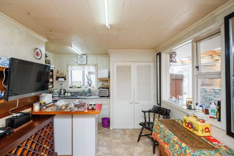 Photo of property in 14 Union Street, Foxton, 4814