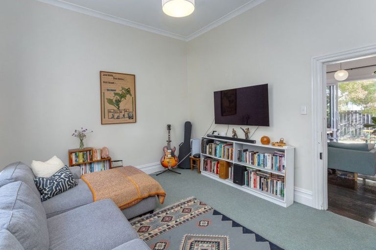 Photo of property in 62 Waite Street, Featherston, 5710