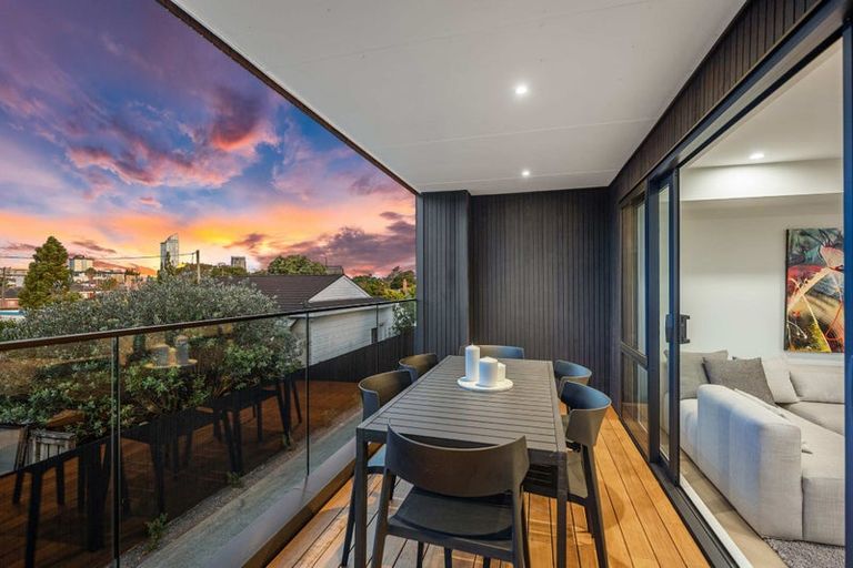 Photo of property in 13c Dominion Street, Takapuna, Auckland, 0622