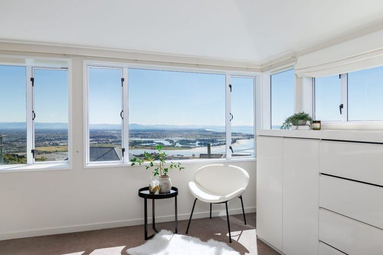 Photo of property in 12 Belleview Terrace, Mount Pleasant, Christchurch, 8081