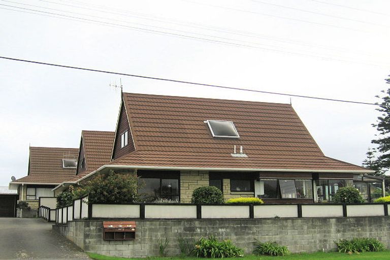 Photo of property in 66a Seaview Road, Paraparaumu Beach, Paraparaumu, 5032