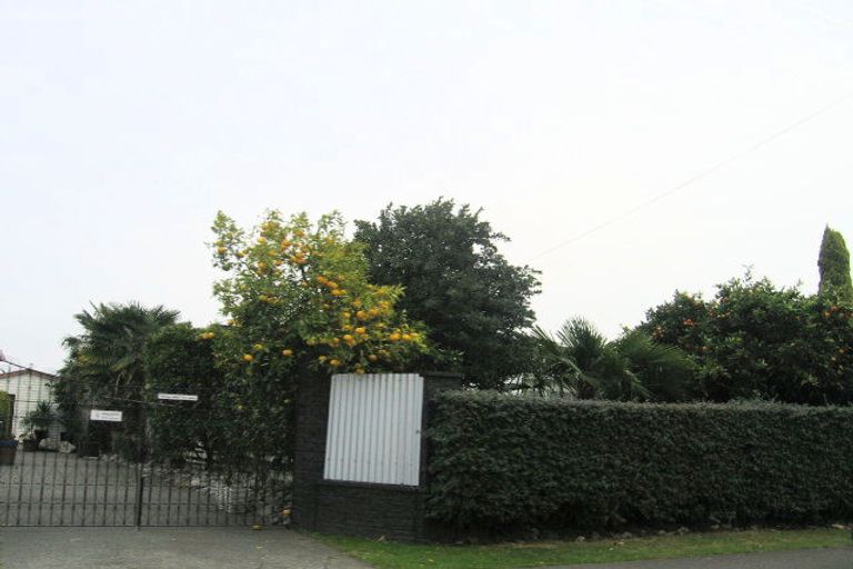 Photo of property in 8 Pembroke Street, Taradale, Napier, 4112