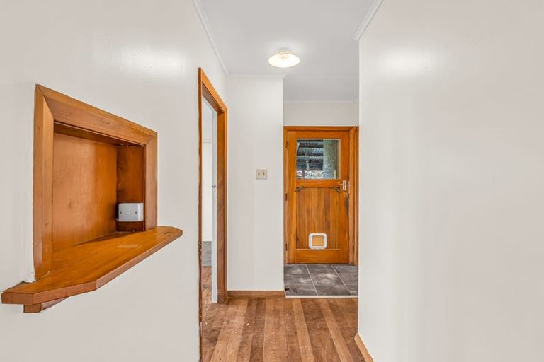 Photo of property in 55 Wilson Street, Waverley, 4510