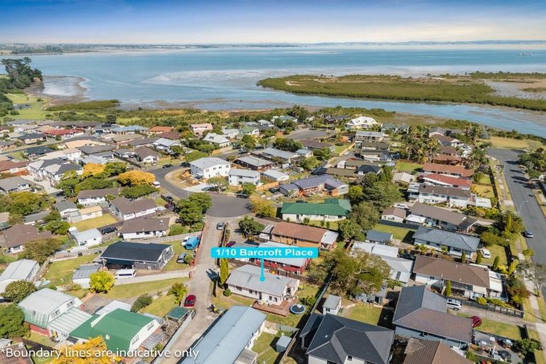 Photo of property in 1/10 Barcroft Place, Clendon Park, Auckland, 2103