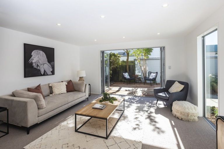 Photo of property in 20a Mayfair Street, Riccarton, Christchurch, 8011