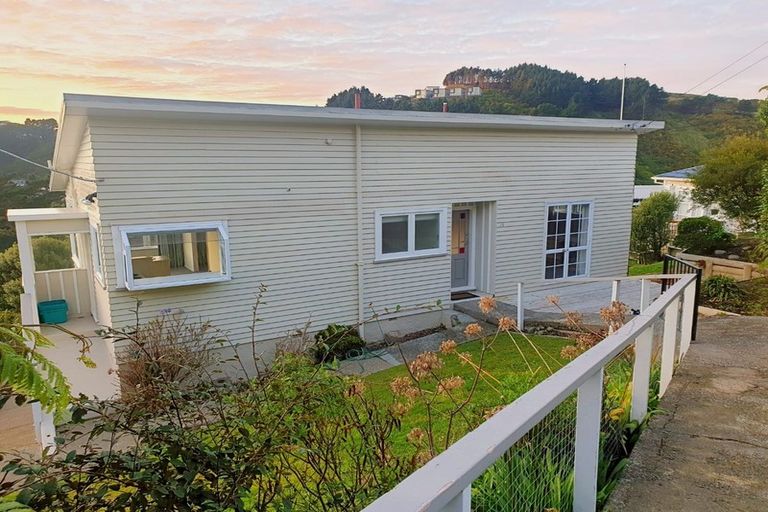 Photo of property in 16 Dominion Park Street, Johnsonville, Wellington, 6037