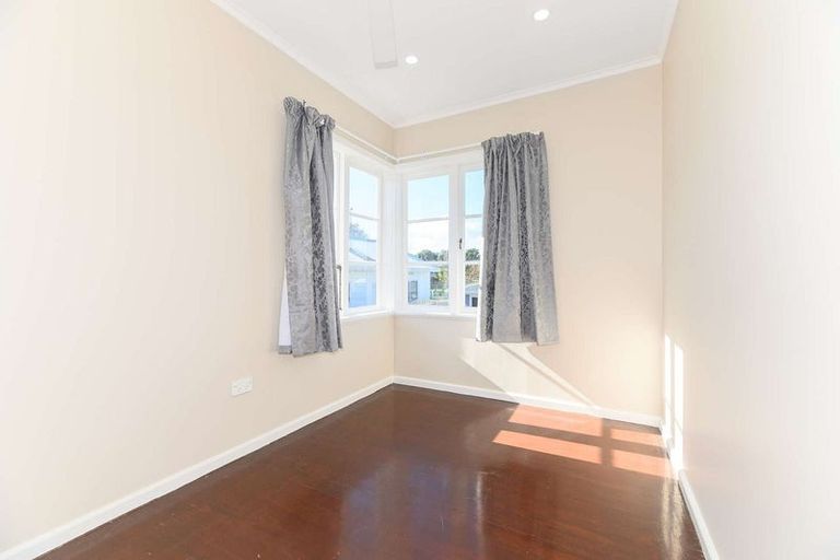 Photo of property in 1/9 Frances Street, Manurewa, Auckland, 2102
