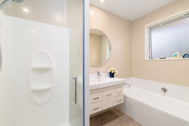 Photo of property in 9 Stationmasters Way, Prebbleton, 7604