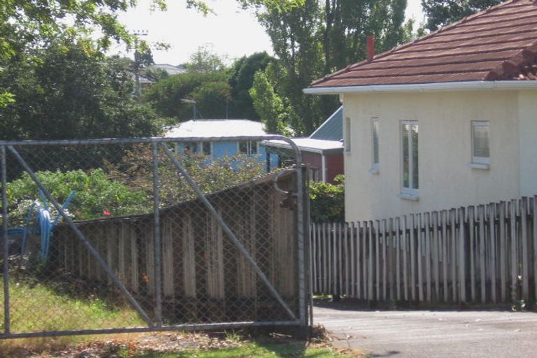 Photo of property in 6 Copley Street, New Lynn, Auckland, 0600