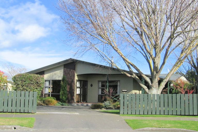 Photo of property in 9 Calder Place, Feilding, 4702