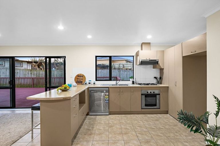 Photo of property in 20 Jury Place, Favona, Auckland, 2024