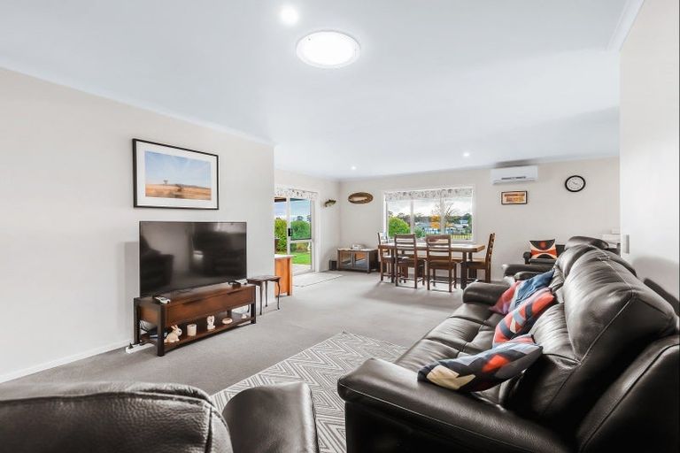 Photo of property in 11 Marshall Close, Motuoapa, Turangi, 3382