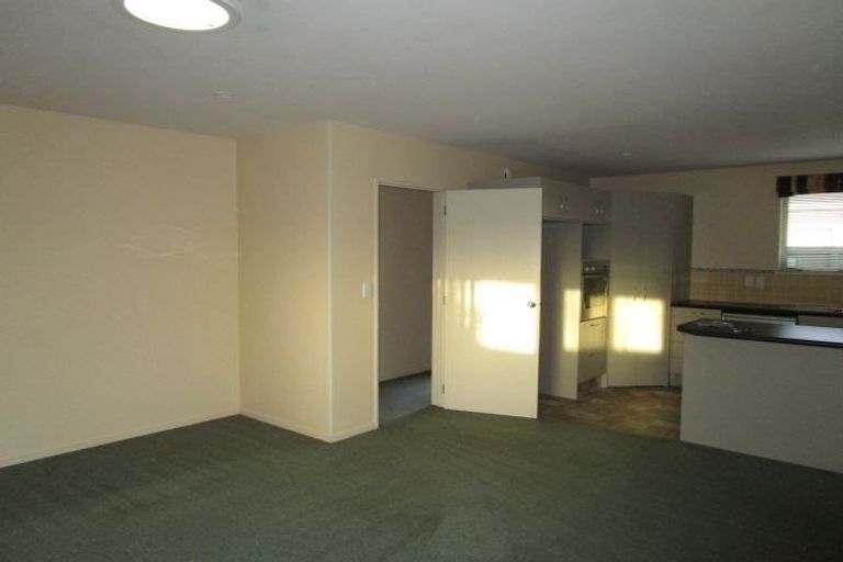 Photo of property in 41 Seymour Street, Hornby, Christchurch, 8042