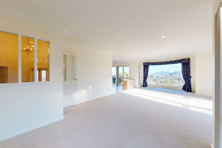 Photo of property in 16 Imran Terrace, Khandallah, Wellington, 6035