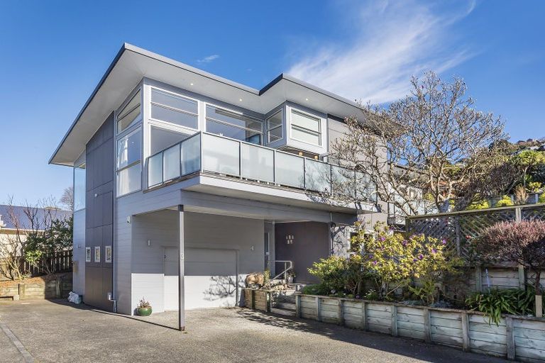 Photo of property in 3b Lerwick Terrace, Melrose, Wellington, 6023