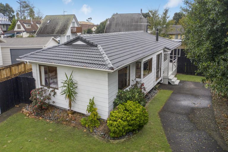 Photo of property in 107 Wattle Farm Road, Wattle Downs, Auckland, 2103