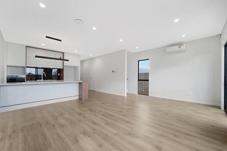 Photo of property in 59 Kaha Road, Papakura, 2110