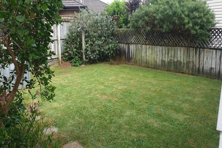 Photo of property in 188a Brooklands Road, Vogeltown, New Plymouth, 4310