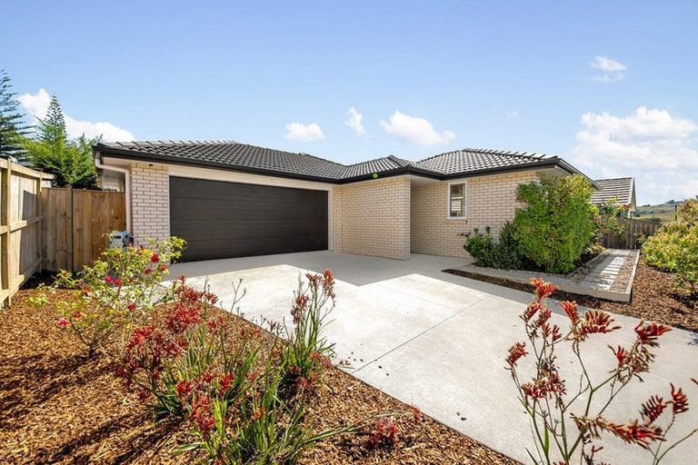 Photo of property in 15 Bellenden Crescent, Pokeno, 2402