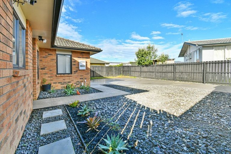 Photo of property in 27 Wakefield Road, Favona, Auckland, 2024