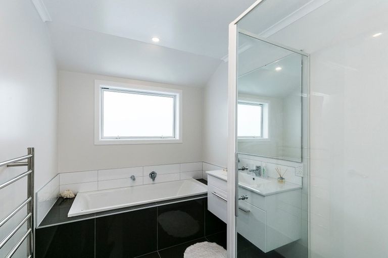 Photo of property in 5 Richard Street, Titahi Bay, Porirua, 5022