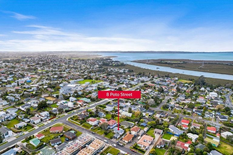 Photo of property in 8 Poto Street, Te Atatu South, Auckland, 0610