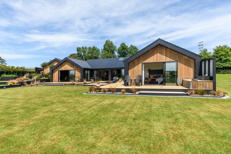 Photo of property in 114 Halcombe Road, Feilding, 4775