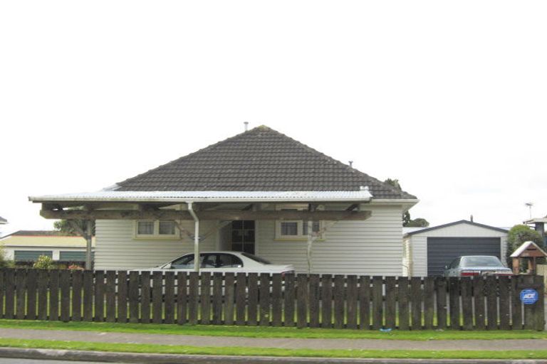 Photo of property in 122 Rata Street, Inglewood, 4330