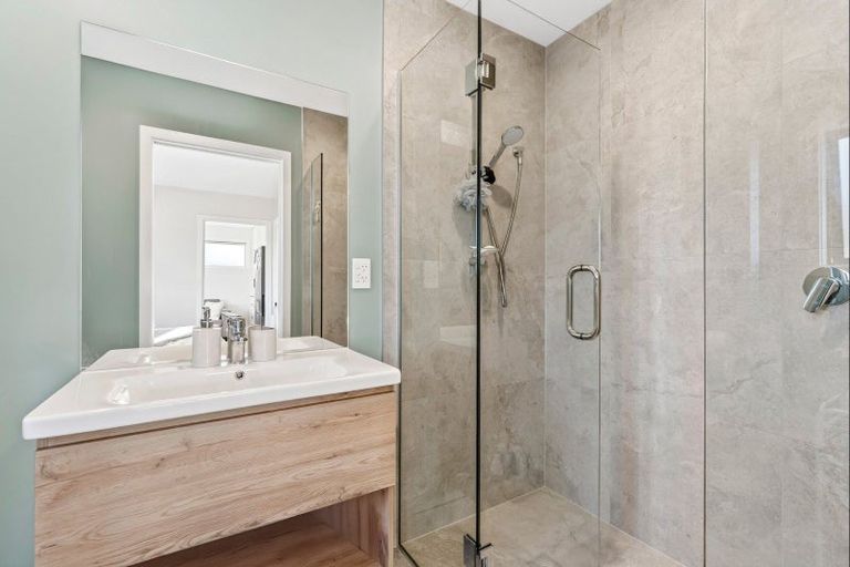 Photo of property in 9 Caton Street, Lake Hawea, 9382