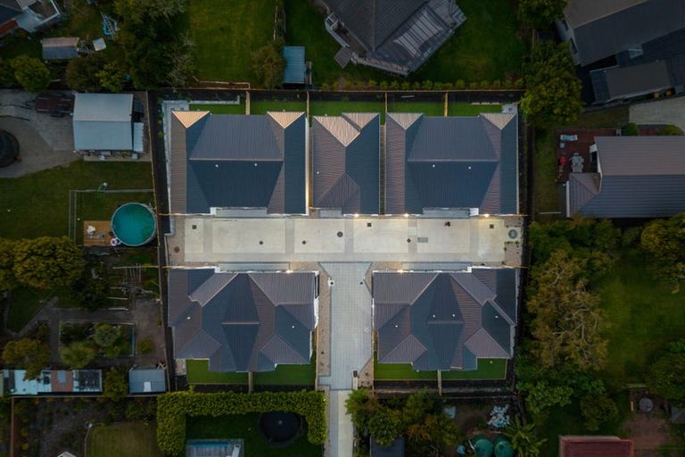 Photo of property in 1/113 Beach Road, Te Atatu Peninsula, Auckland, 0610