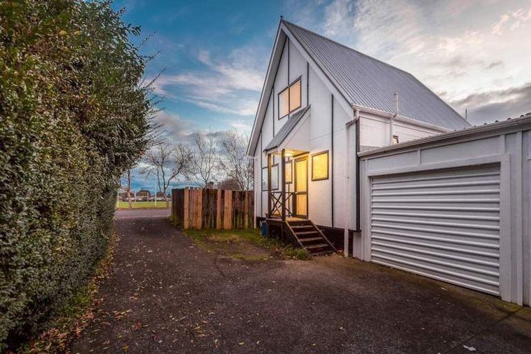 Photo of property in 1/19 Hain Avenue, Mangere East, Auckland, 2024