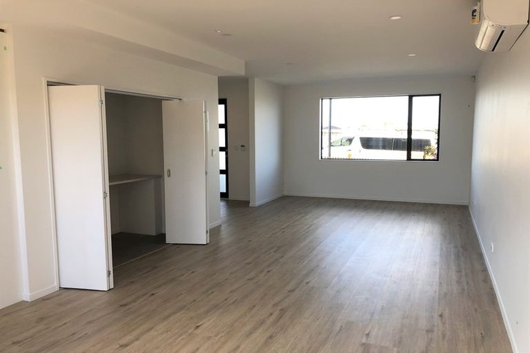 Photo of property in 162 Squadron Drive, Hobsonville, Auckland, 0616