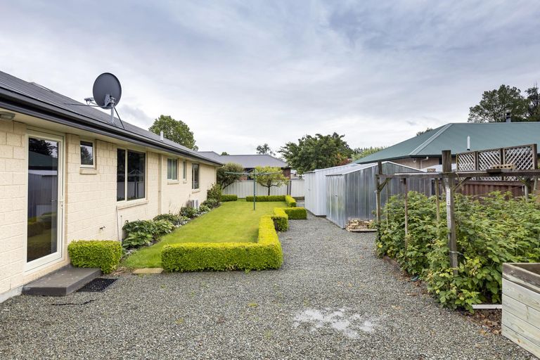 Photo of property in 11 Tancred Street, Geraldine, 7930