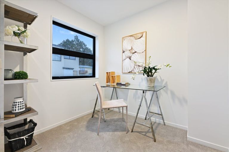 Photo of property in 7/42 Woodside Road, Massey, Auckland, 0614
