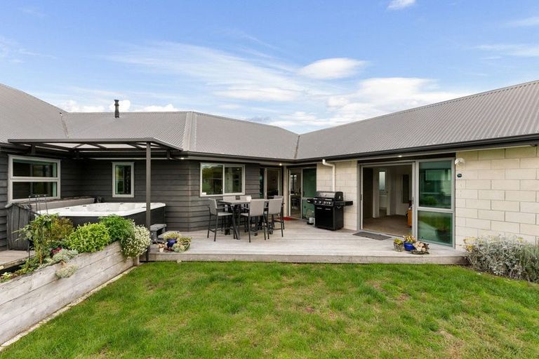 Photo of property in 23 Brancaster Place, Cambridge, 3434