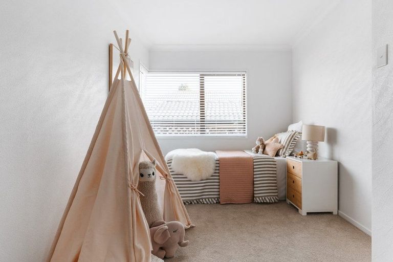 Photo of property in 2/2 Heron Avenue, Matua, Tauranga, 3110