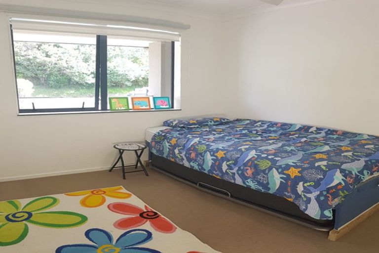 Photo of property in 2e/25 Weranui Road, Waiwera, Orewa, 0994