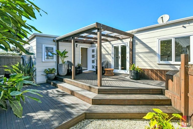 Photo of property in 1/140 Old Wairoa Road, Papakura, 2110