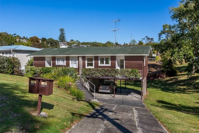 Photo of property in 20 Lake Road, Northcote, Auckland, 0627