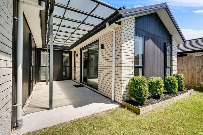 Photo of property in 23 Inuwai Street, Glenview, Hamilton, 3206