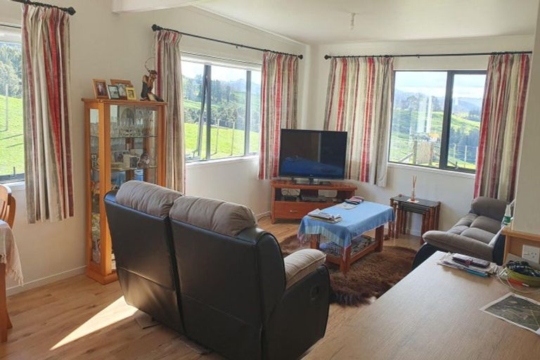 Photo of property in 4 Kendall Road, Maungakaramea, Whangarei, 0178