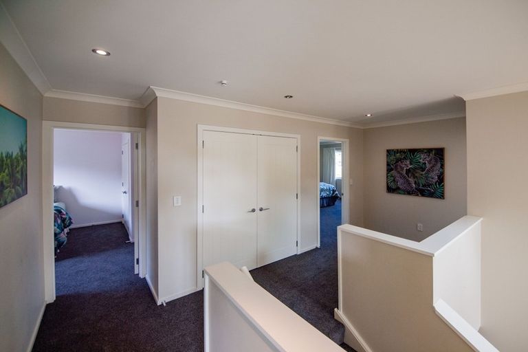 Photo of property in 8 Sedgley Grove, Churton Park, Wellington, 6037