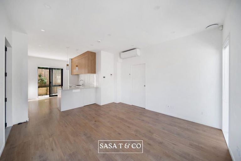 Photo of property in 64 Landscape Road, Papatoetoe, Auckland, 2025