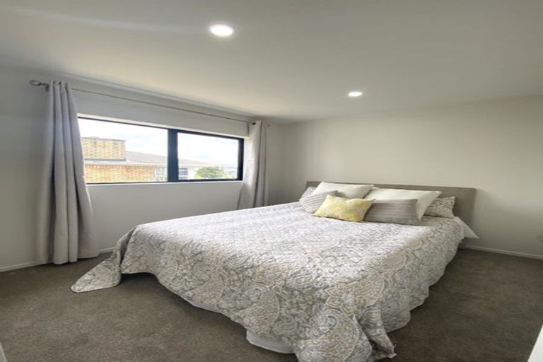 Photo of property in 15b William Avenue, Manurewa, Auckland, 2102