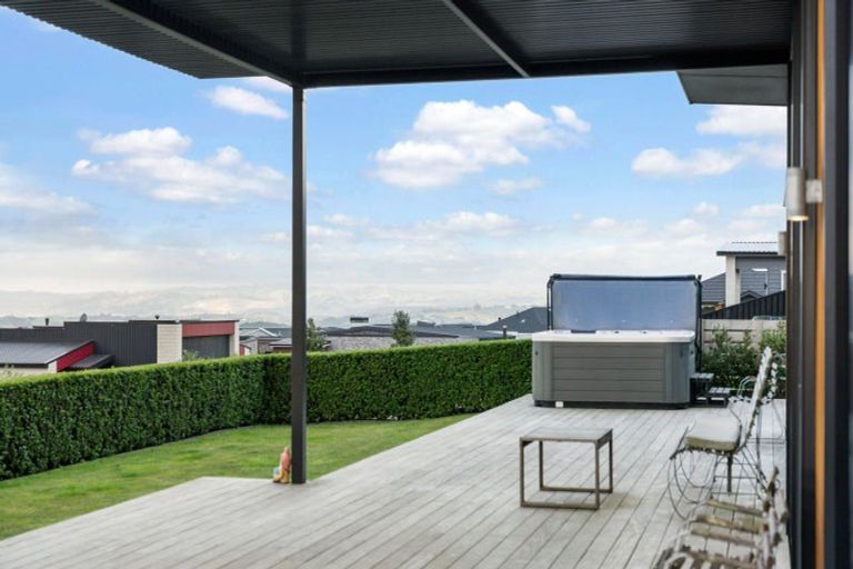 Photo of property in 2 Kohe Way, Pukekohe, 2120