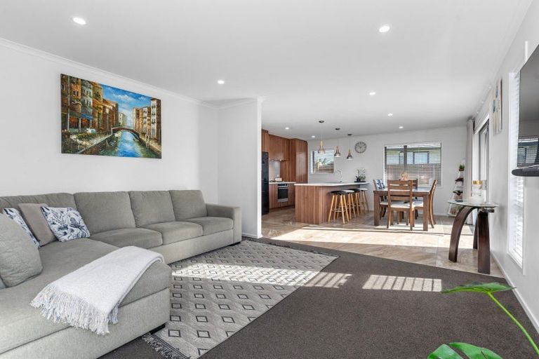 Photo of property in 17 Ohau Crescent, Tikipunga, Whangarei, 0112