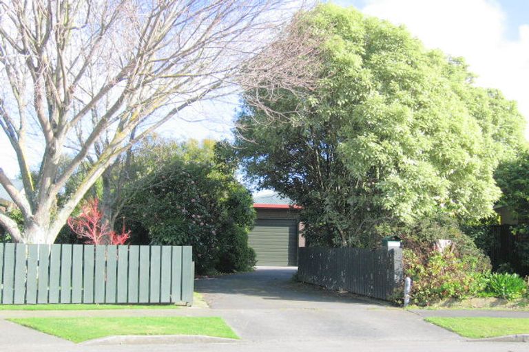 Photo of property in 8 Calder Place, Feilding, 4702