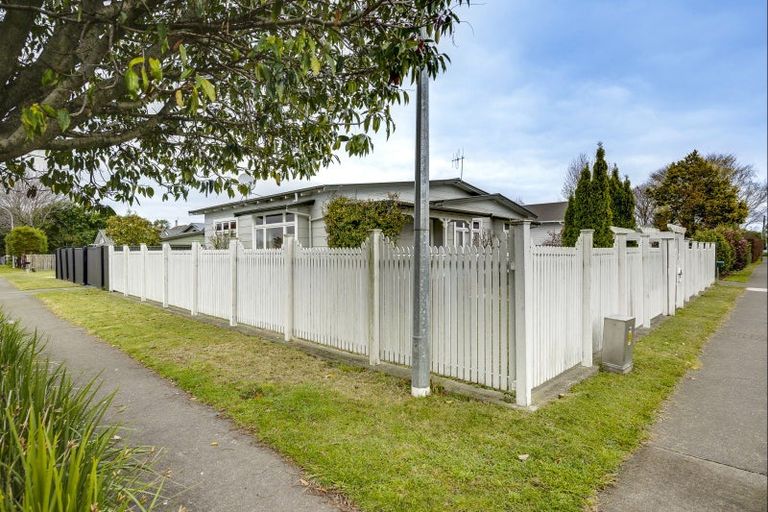 Photo of property in 1213 Caroline Road, Mayfair, Hastings, 4122